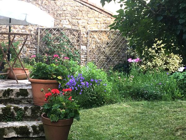 Superbe maison de maître rénovée de 4 chambres avec jardins paysagers, dépendances et maison du XVIIIe siècle à rénover Chatain
