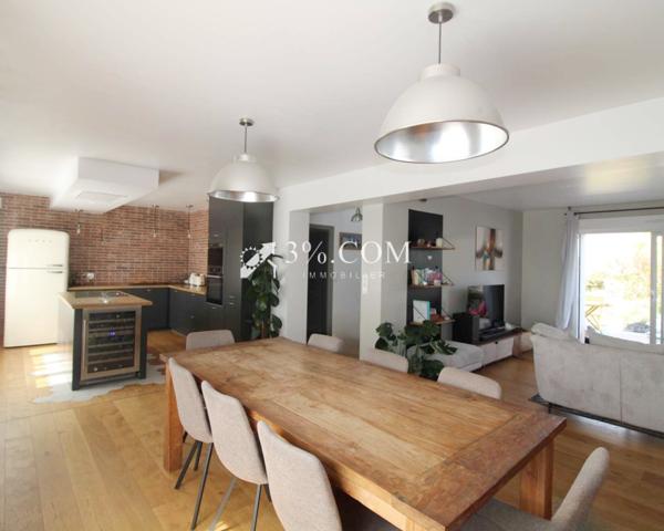 Maison 6 pièce(s) 4 chambre(s) 191 m²