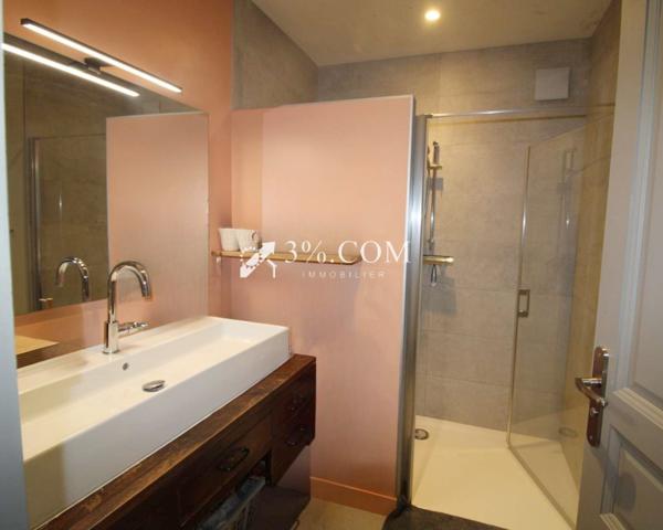 Maison 6 pièce(s) 4 chambre(s) 191 m²