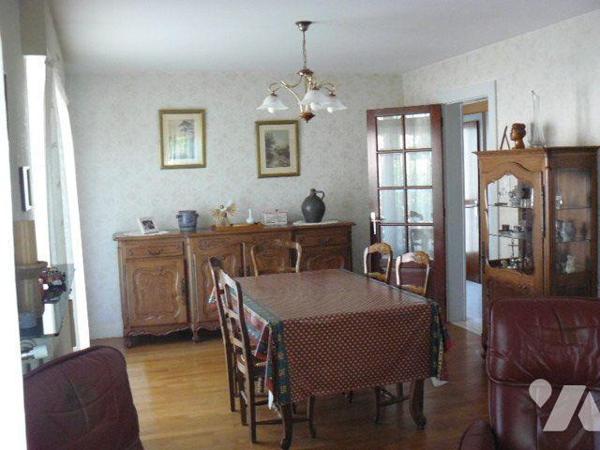 **Maison à vendre à Rambervillers (88700) dans les Vosges (88)**

À vendre, maison individuel...