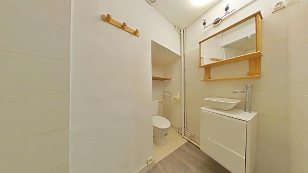 Maison Ouveillan 3 pièce(s) 60 m2