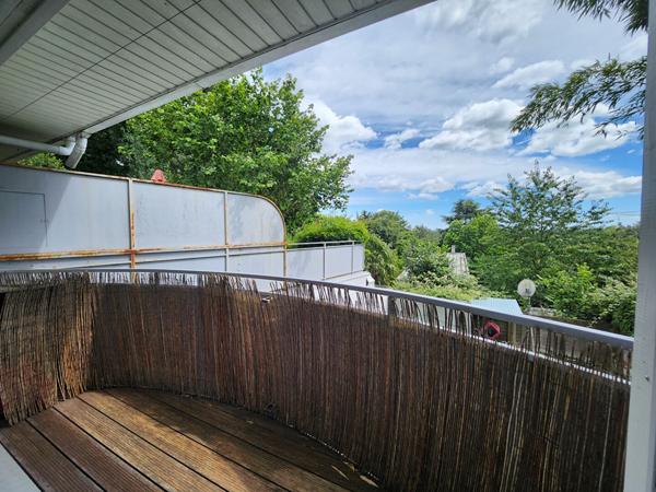 Appartement T3 lumineux avec balcon et stationnements, La Chabossière