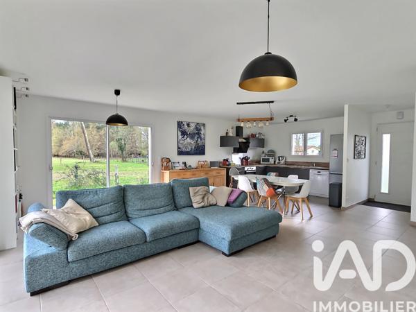 Maison à vendre 6 pièces 130 m² Salles