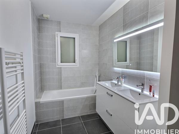 Maison à vendre 6 pièces 130 m² Salles