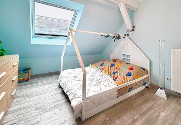 EN EXCLUSIVITE APPARTEMENT TRIPLEX  AVEC TERRASSE PARKING PRIVATIF ET UNE CAVE