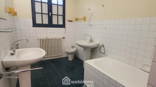 Maison 267.9 m² à Talmont-Saint-Hilaire 85440