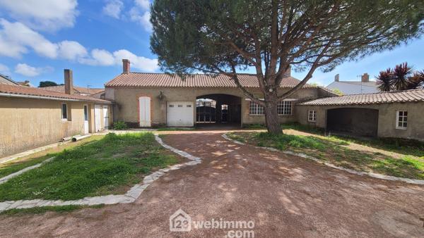 Maison 267.9 m² à Talmont-Saint-Hilaire 85440