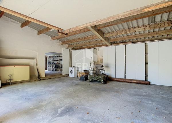 Maison de type 5 en campagne sur une grande parcelle avec piscine