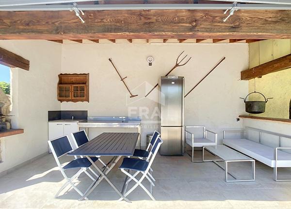 Maison de type 5 en campagne sur une grande parcelle avec piscine