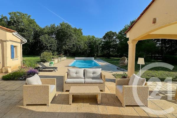 Maison à vendre  6 pièces - 165 m2 PUYMOYEN - 16