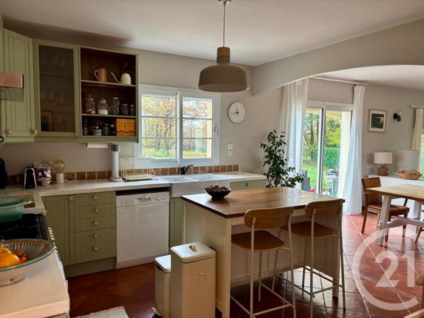 Maison à vendre  6 pièces - 165 m2 PUYMOYEN - 16