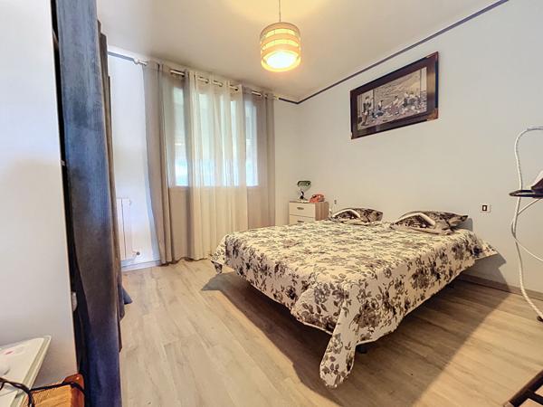 A VENDRE LAROQUE D'OLMES CHARMANTE T4 AVEC GARAGE ET JARDIN