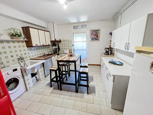 A VENDRE LAROQUE D'OLMES CHARMANTE T4 AVEC GARAGE ET JARDIN