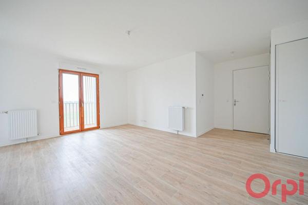 Appartement à louer    3 pièces • 66,70 m2 Bussy-Saint-Georges