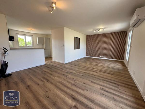 Maison à louer 4 pièces 87.77m² Vouneuil-sous-Biard (86580)