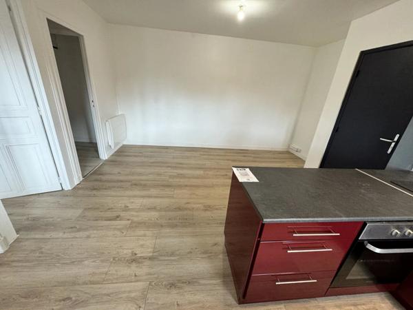Location Appartement 2 pièces 33 m2 à Saint-Quentin