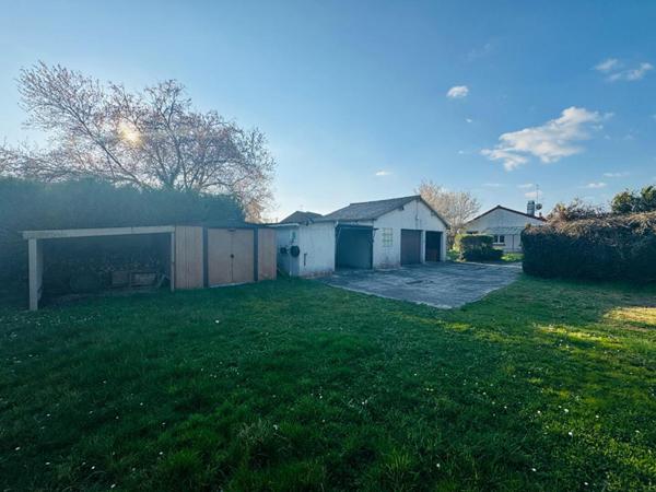 Maison de plain pied à St Eloi