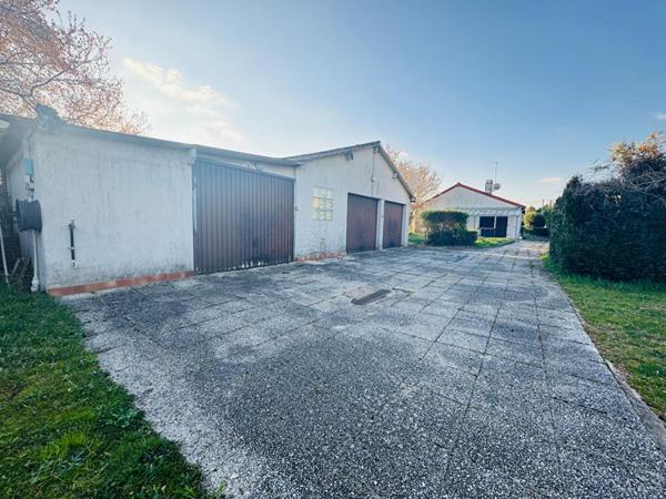Maison de plain pied à St Eloi