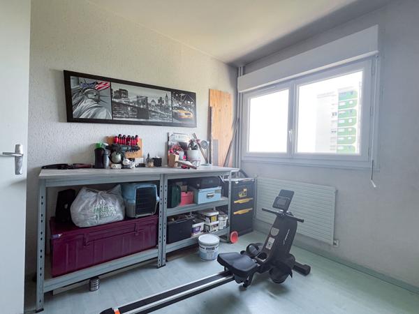 Appartement lumineux 4 pièces à vendre à Angers sud dans résidence avec ascenseur