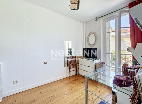 Maison en meulière à Antony Centre - 148 m² avec jardin - À 5 min du RER B - Fort potentiel
