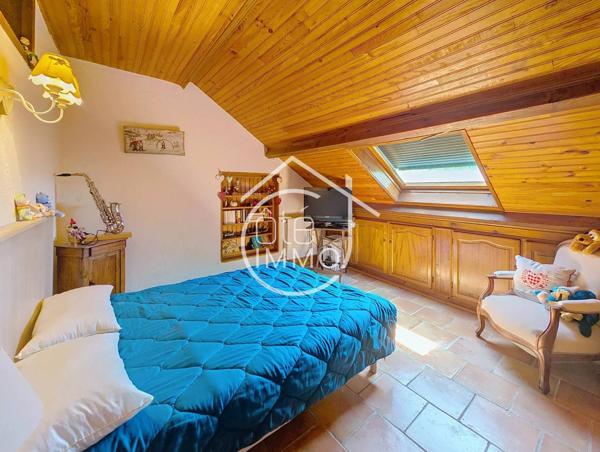 Prigonrieux : Agréable maison familiale avec espace professionnel attenant