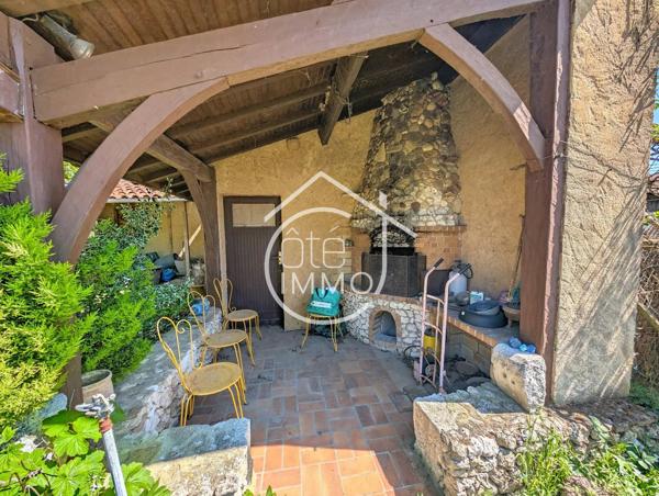 Prigonrieux : Agréable maison familiale avec espace professionnel attenant