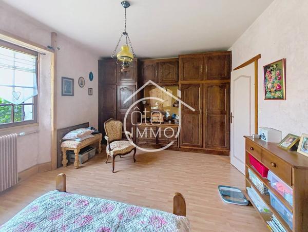 Prigonrieux : Agréable maison familiale avec espace professionnel attenant