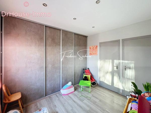 Maison à vendre 6 pièces de 128 m²