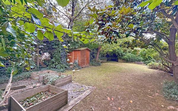 Maison à vendre    8 pièces • 163,75 m2 Guyancourt