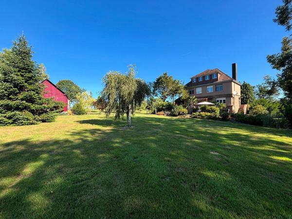 Maison à SAINT-PIERRE-TARENTAINE, 14350 - 6 pièces 160m²