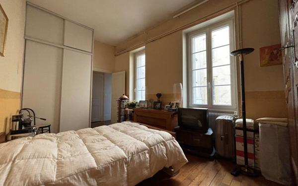 Appartement à vendre    6 pièces • 165,60 m2 Dijon