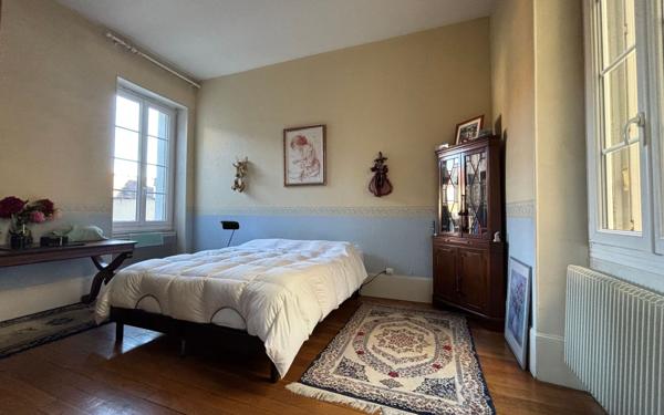 Appartement à vendre    6 pièces • 165,60 m2 Dijon