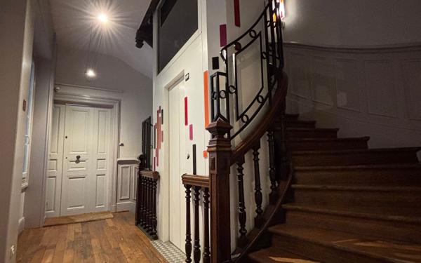 Appartement à vendre    6 pièces • 165,60 m2 Dijon