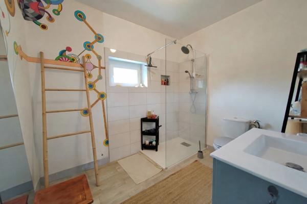 Charmante maison en pierre de 106 m² avec jardin et dépendances à VALENCE SUR BAISE (32)