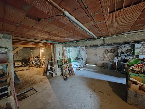 Charmante maison en pierre de 106 m² avec jardin et dépendances à VALENCE SUR BAISE (32)