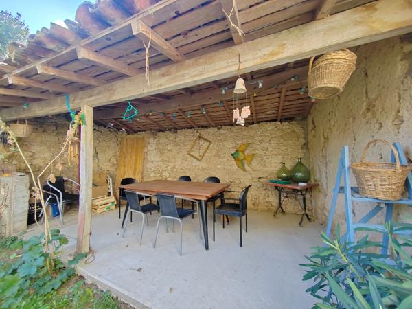 Charmante maison en pierre de 106 m² avec jardin et dépendances à VALENCE SUR BAISE (32)