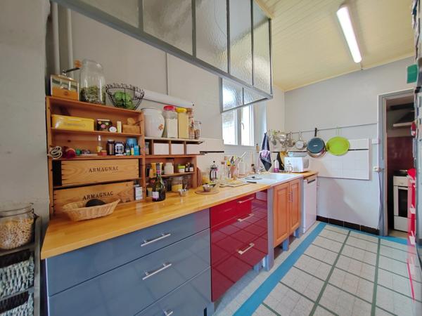 Charmante maison en pierre de 106 m² avec jardin et dépendances à VALENCE SUR BAISE (32)