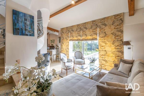 Maison à vendre 6 pièces 284 m² Saint-Priest