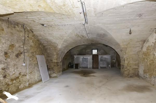 Immeuble à vendre |  Le Pouget |  165 m²