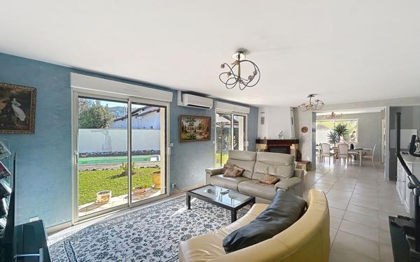 Maison à vendre    5 pièces •  Anglet