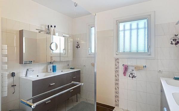 Maison à vendre    5 pièces •  Anglet