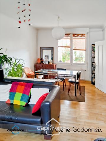 Maison individuelle avec jardin et garage proche centre-ville