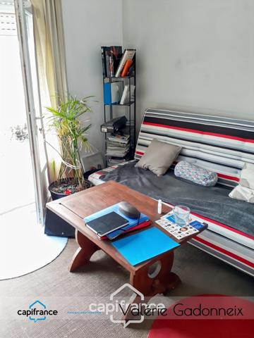 Maison individuelle avec jardin et garage proche centre-ville