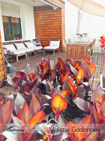 Maison individuelle avec jardin et garage proche centre-ville