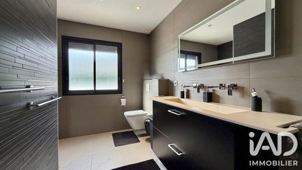 Maison à vendre 4 pièces 126 m² Saint-Sernin