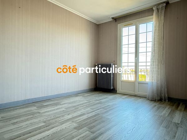 Vente Maison103 m² - 7 Pièces - LOUVERNÉ (53950)