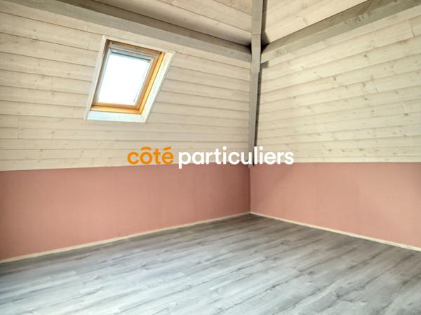 Vente Maison103 m² - 7 Pièces - LOUVERNÉ (53950)