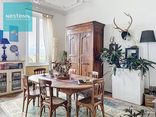 A vendre maison de village de 190m² habitable, cours, jardin, garage, 10 min de Nailloux