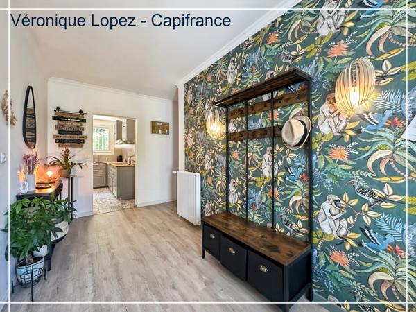 Pont du Casse, belle maison familiale de 159 m² offrant confort, luminosité et calme avec jardin et piscine