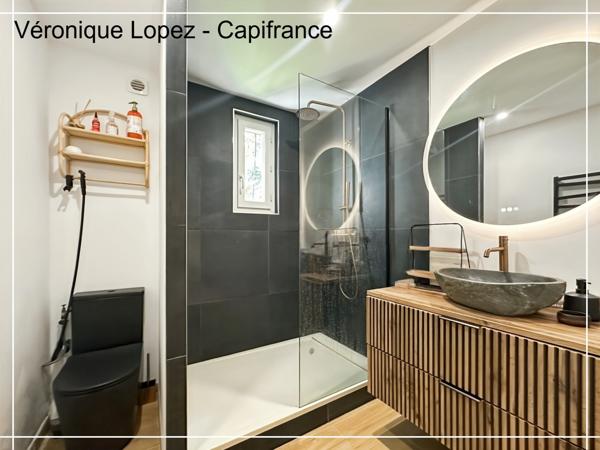 Pont du Casse, belle maison familiale de 159 m² offrant confort, luminosité et calme avec jardin et piscine